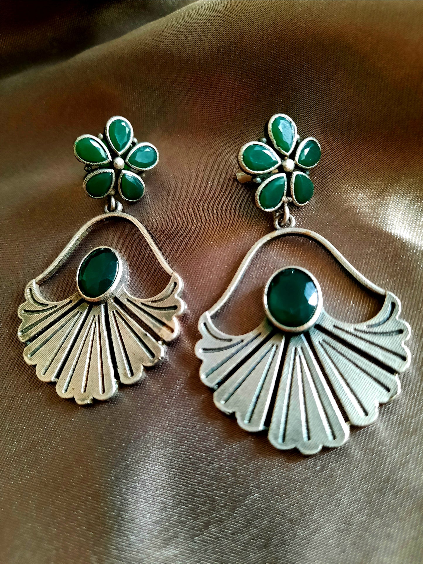 Fiona Green Earrings