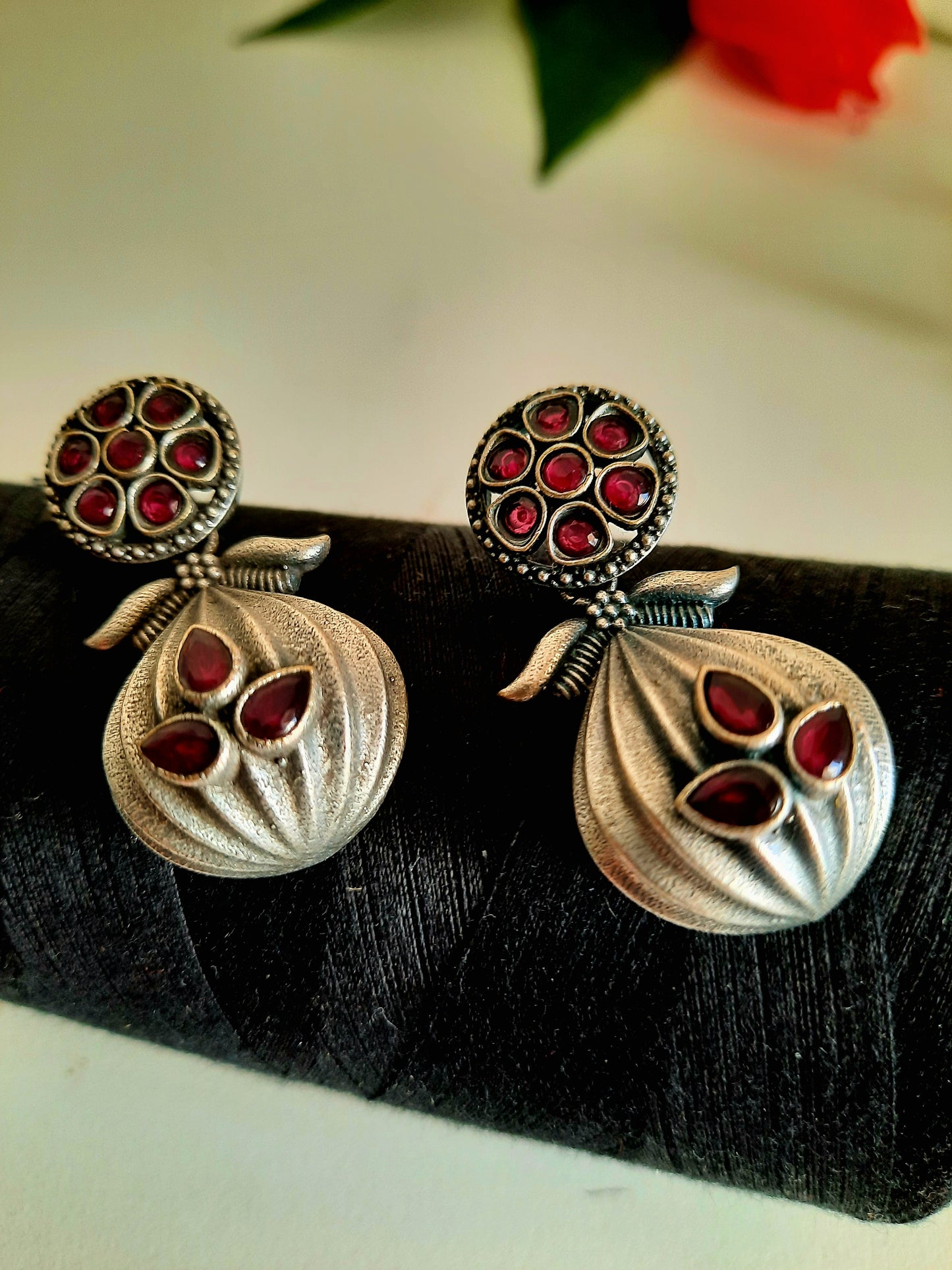 Clara Black Earrings